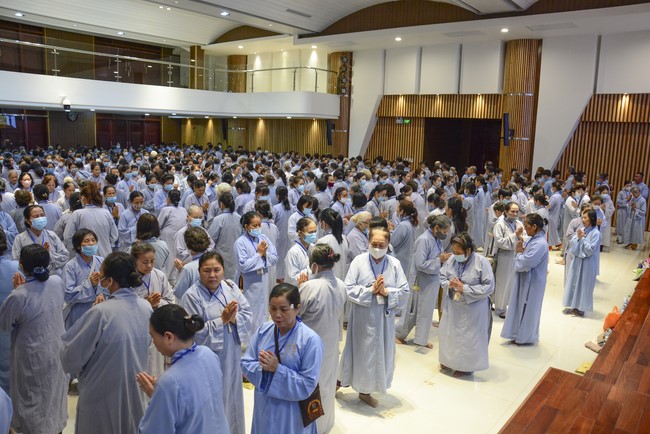 Dharma Talk “Peaceful place to stop ” – The 96th Seven-Day Retreat